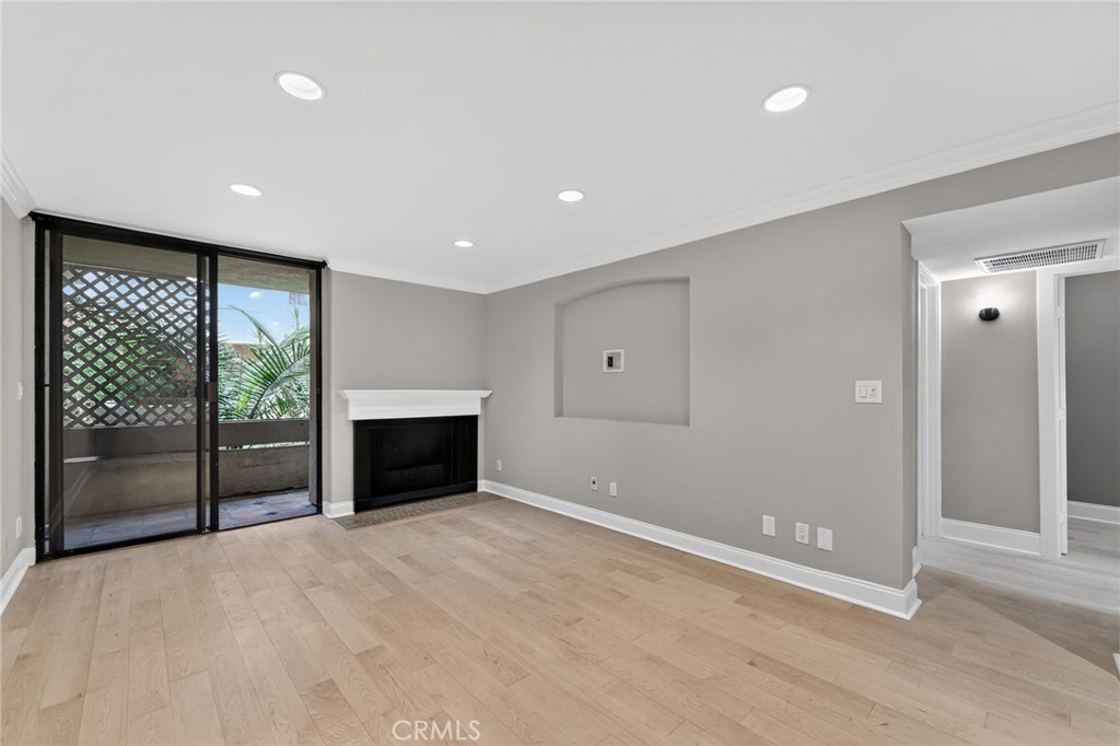 750 N Kings 114 Property Photo 15