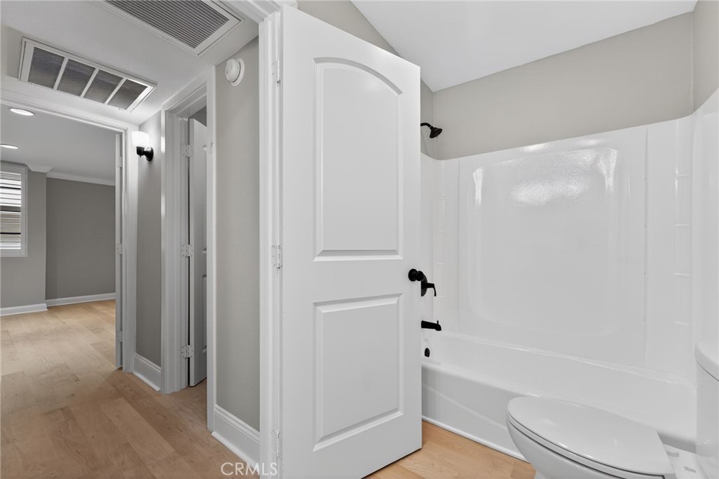 750 N Kings 114 Property Photo 28