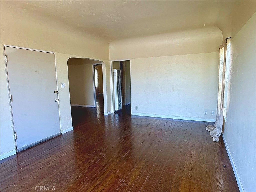 1293 S Cochran Avenue Property Photo 10