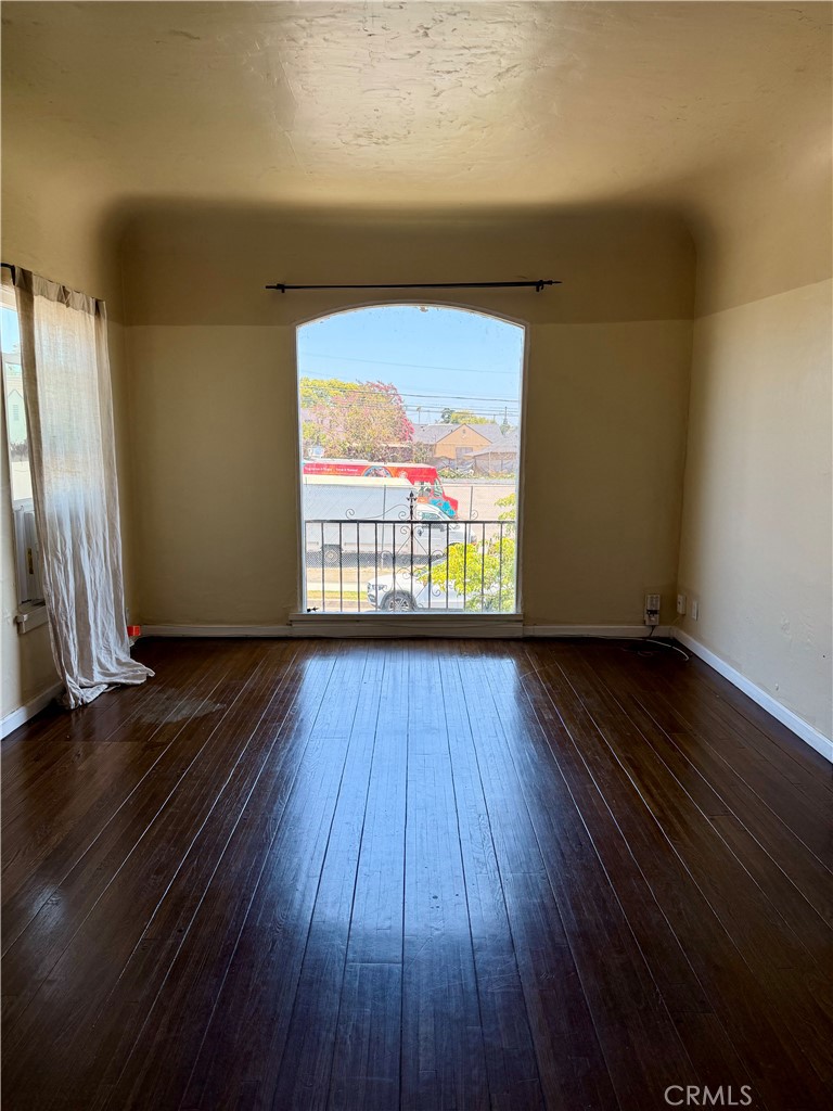 1293 S Cochran Avenue Property Photo 11