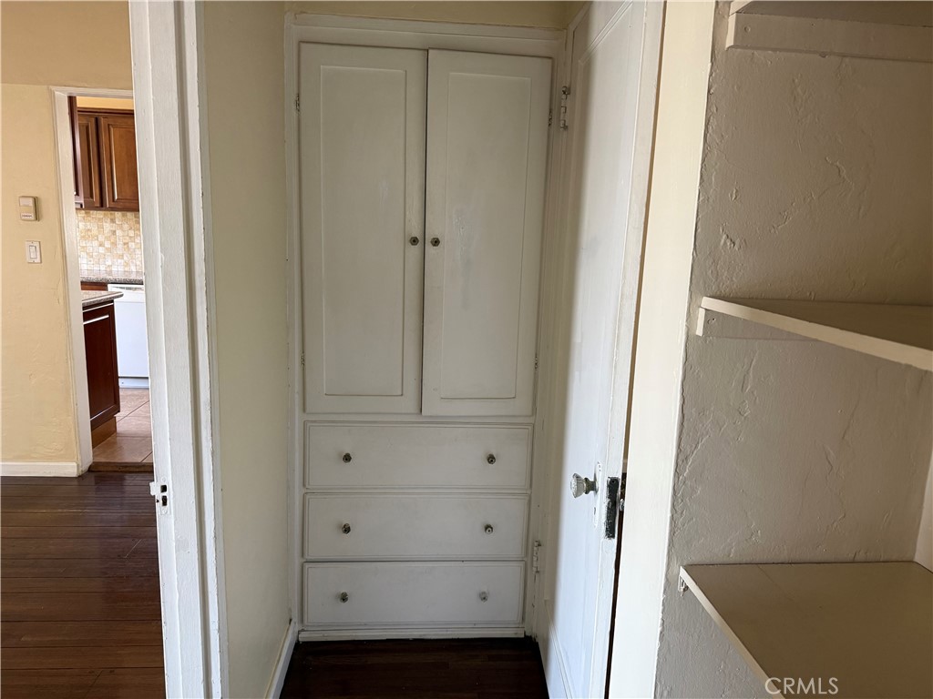 1293 S Cochran Avenue Property Photo 20