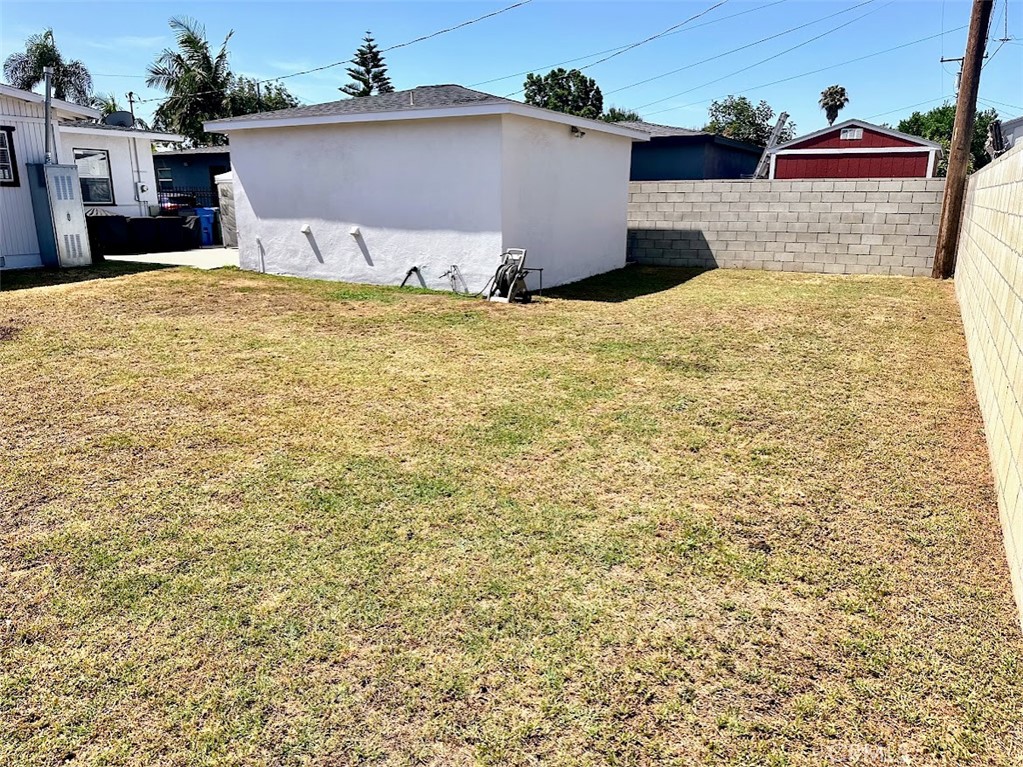 9613 Brock Property Photo 36