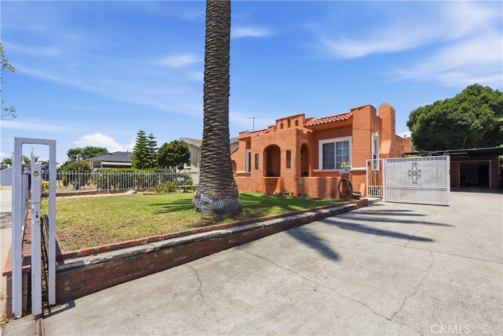 9215 Guess Street Property Photo 2