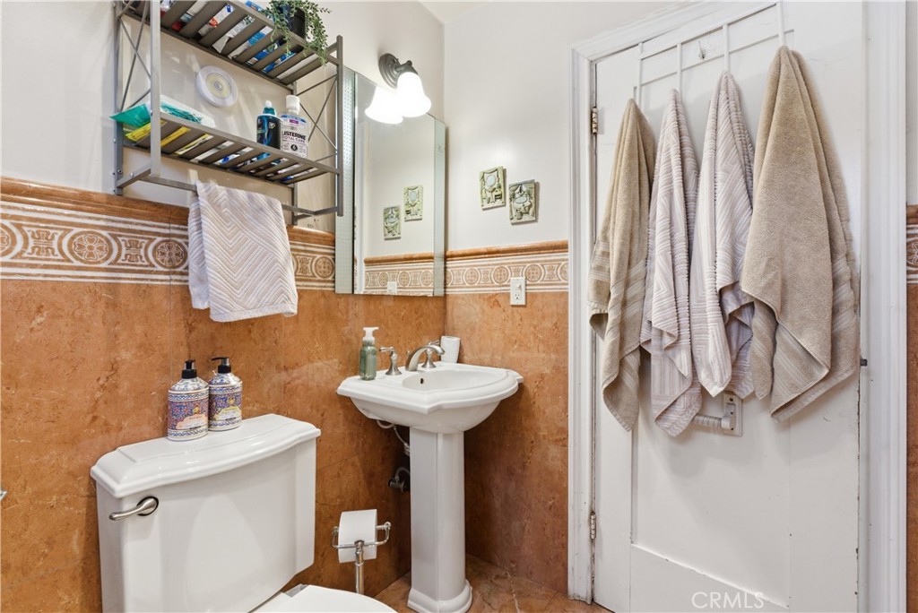 9215 Guess Street Property Photo 14