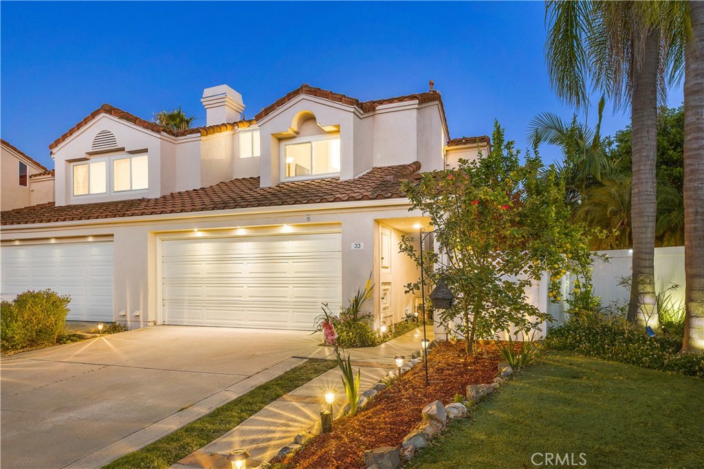 33 Gullwing Property Photo 1