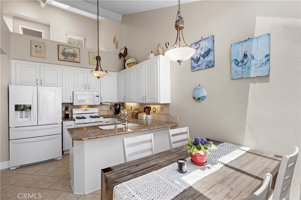 33 Gullwing Property Photo 18