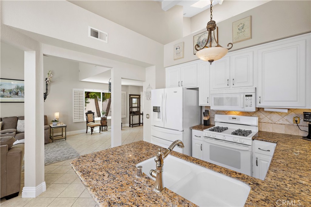 33 Gullwing Property Photo 19