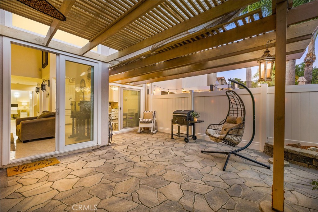 33 Gullwing Property Photo 23