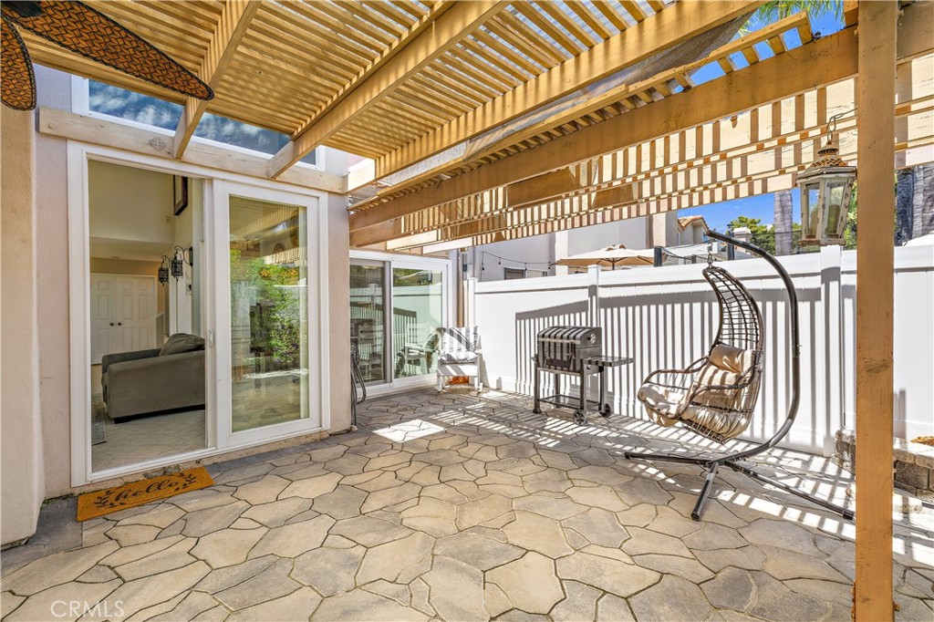 33 Gullwing Property Photo 61