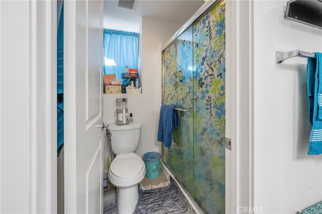 4956 Willow E Property Photo 27