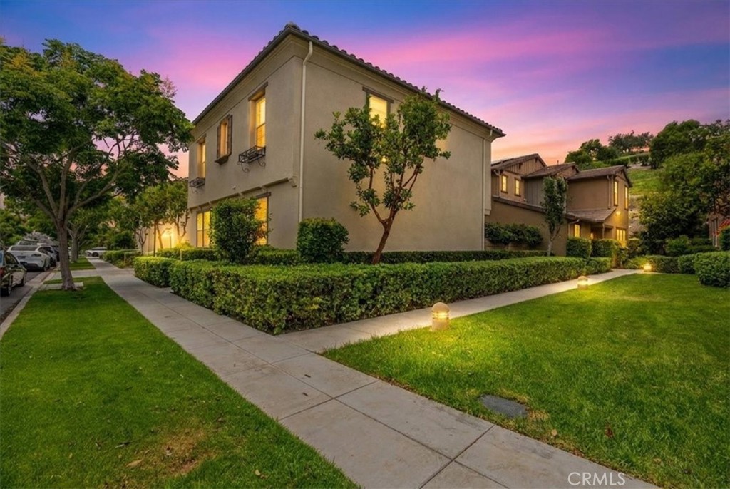 35 Lomada Property Photo 3