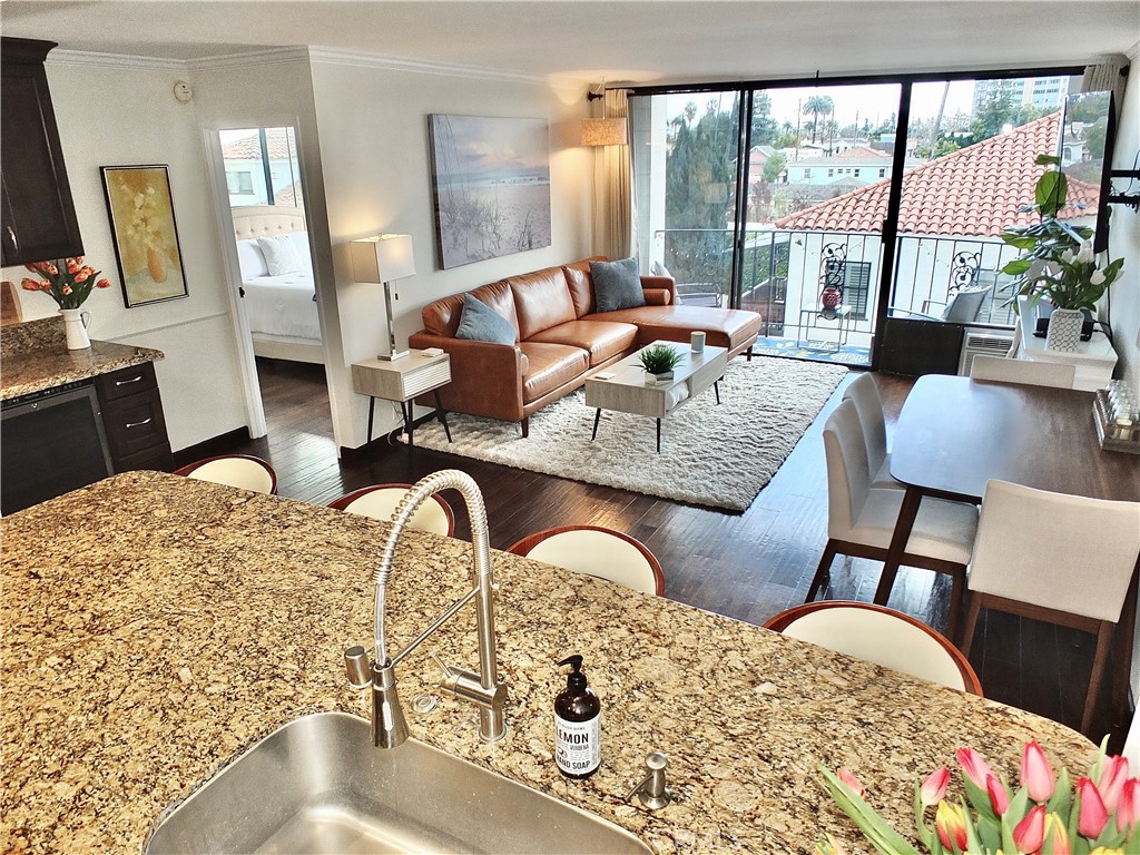 2601 E Ocean Boulevard 309 Property Photo 10