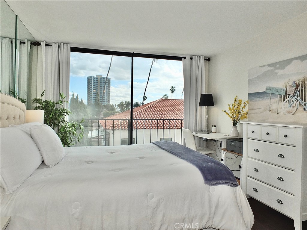 2601 E Ocean Boulevard 309 Property Photo 32