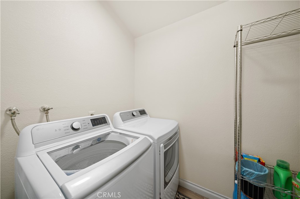 323 W Dawson Court Property Photo 16