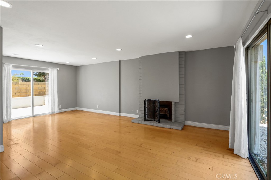 3792 Claremont Property Photo 7