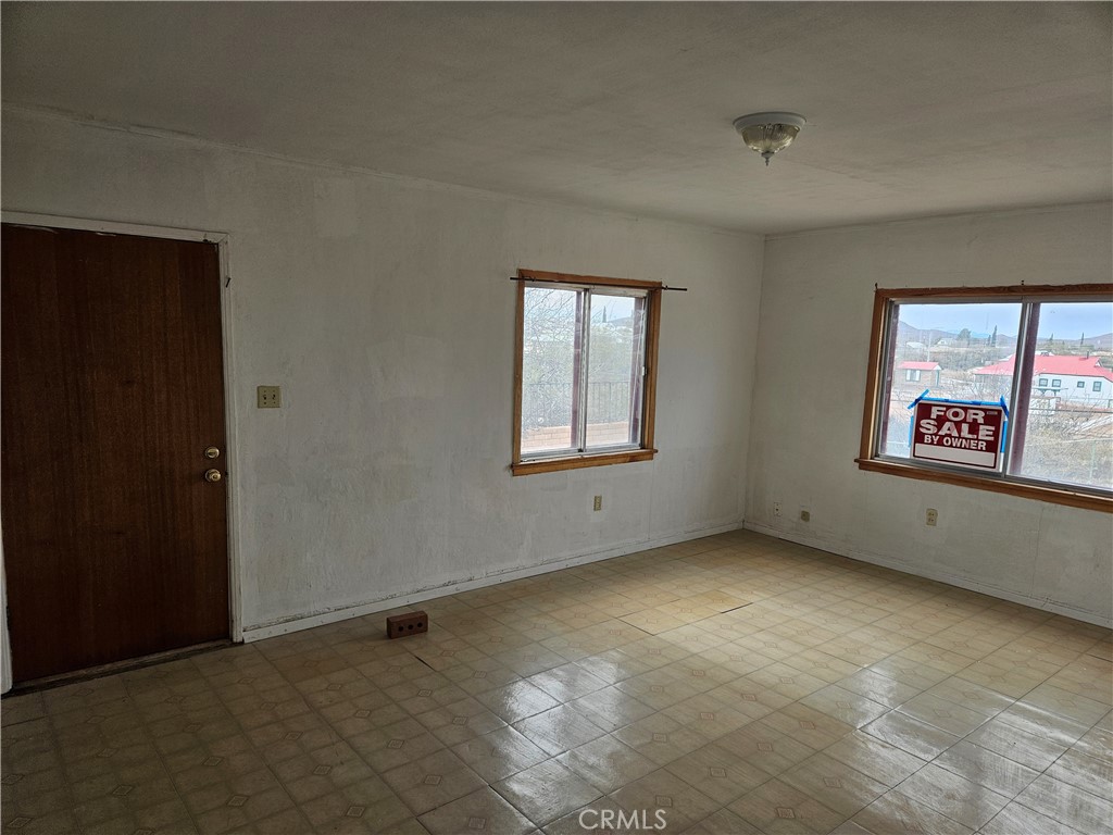 708 Fulton Property Photo 3