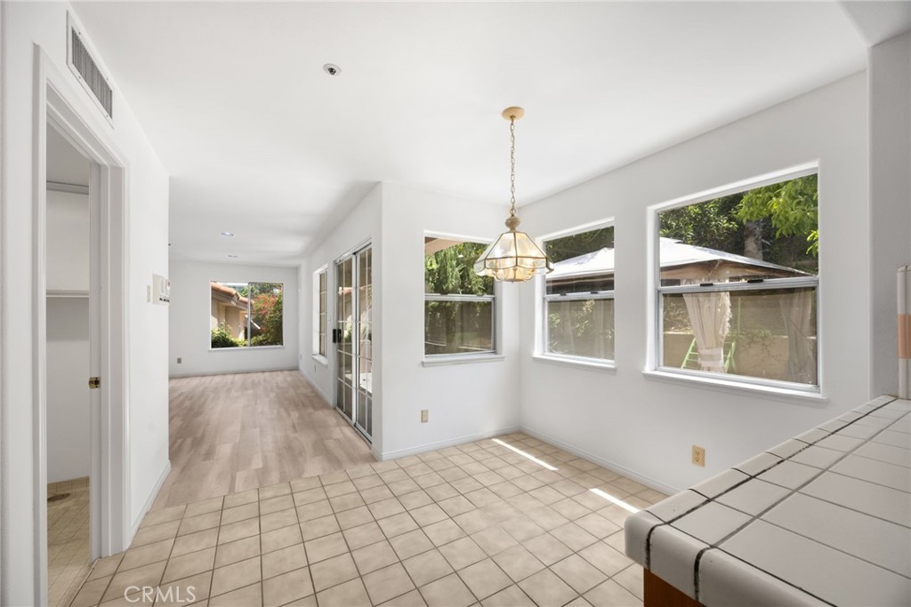 2644 Westminster Avenue Property Photo 22