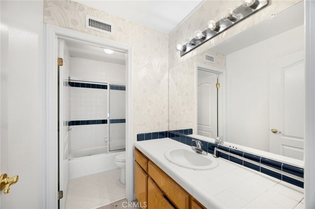 2644 Westminster Avenue Property Photo 41