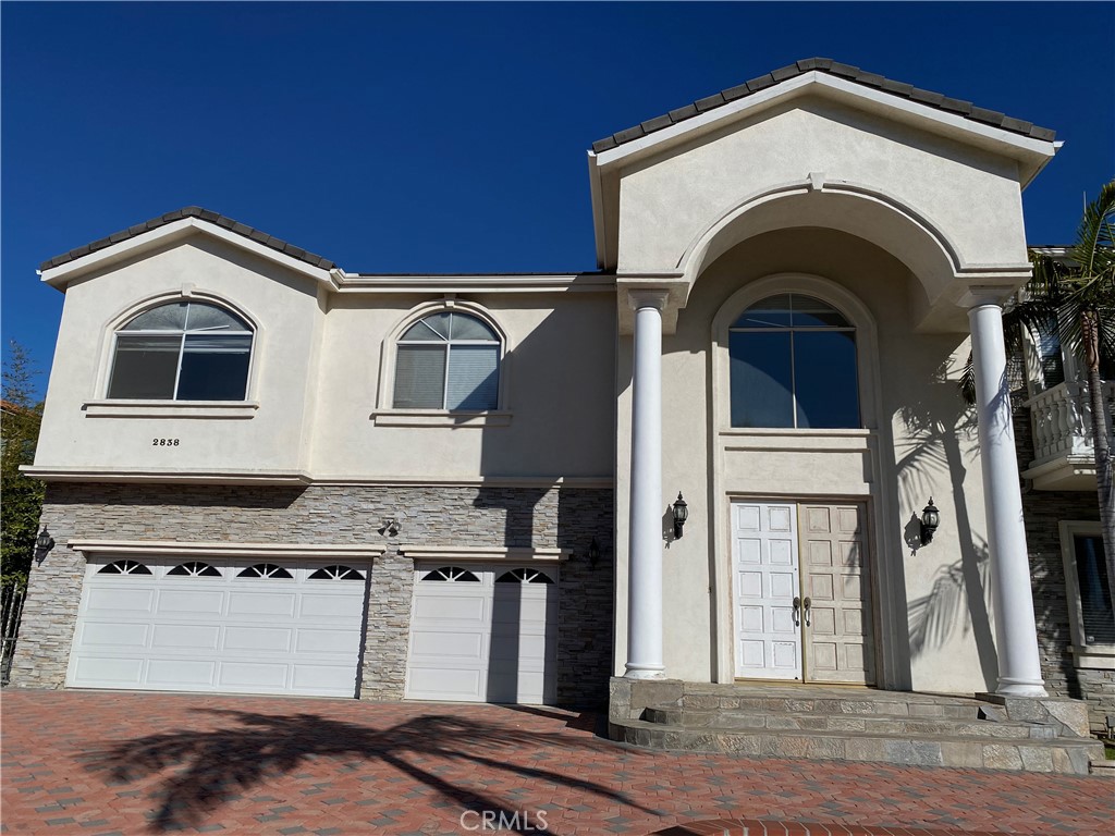 2838 Bentley Way Property Photo 2