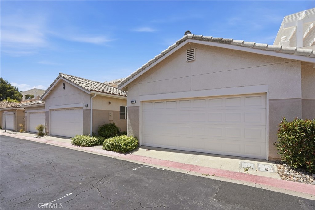 1224 Manzanita Property Photo 29