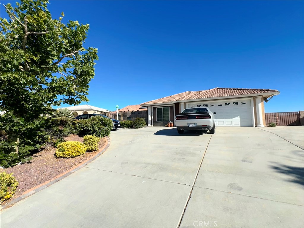 20284 Majestic Drive Property Photo 2