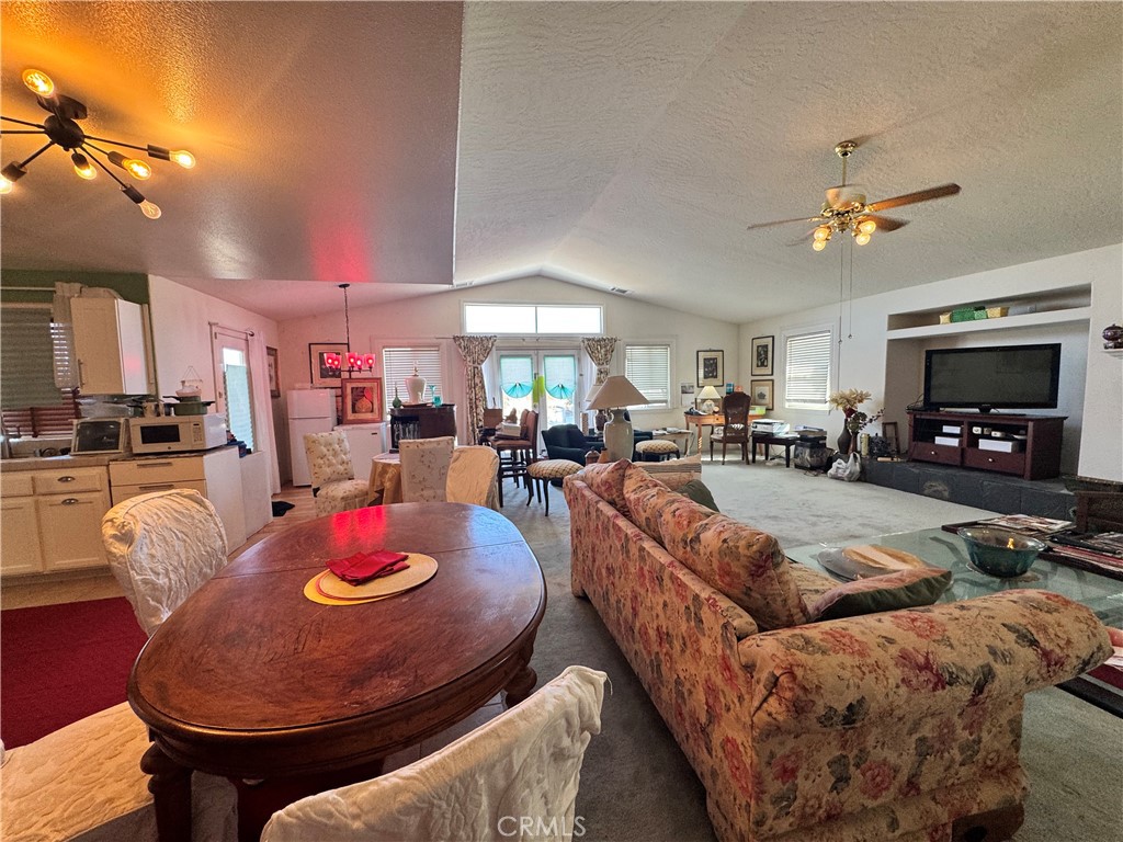 20284 Majestic Drive Property Photo 12