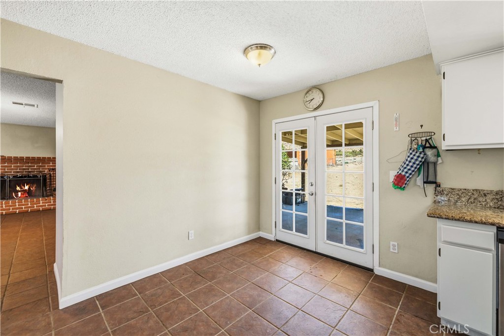 15871 E Avenue Q1 Property Photo 6