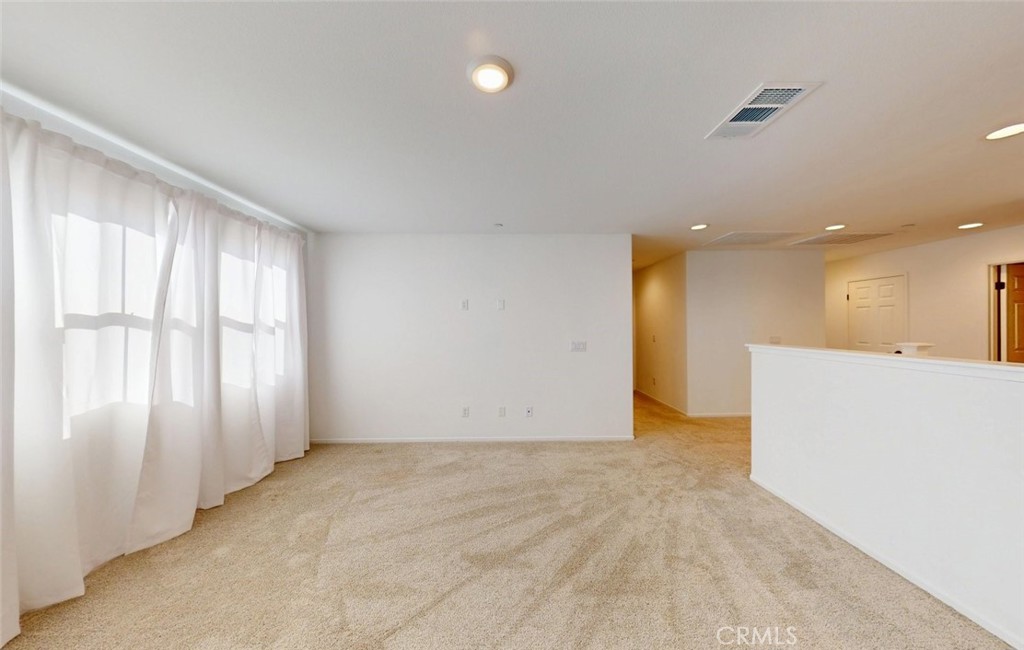 340 Lilly Property Photo 24