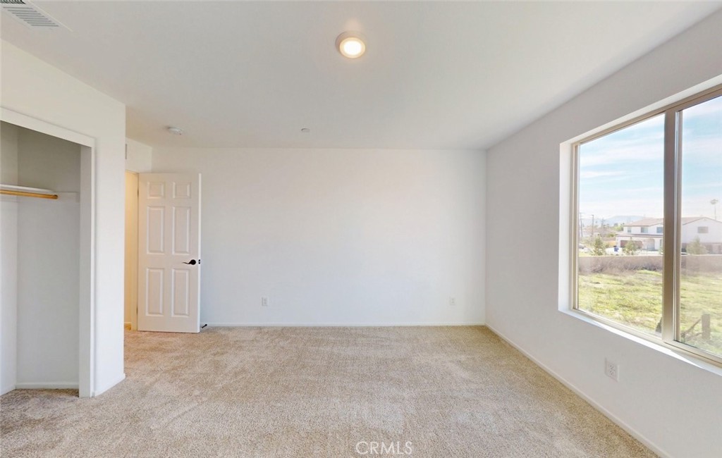 340 Lilly Property Photo 33