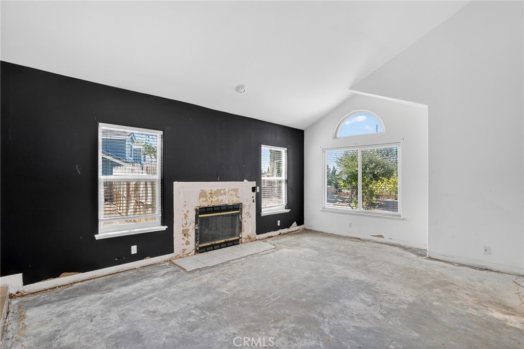 6910 Sycamore Property Photo 6