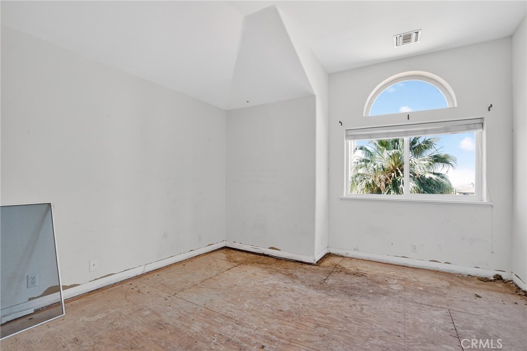6910 Sycamore Property Photo 17
