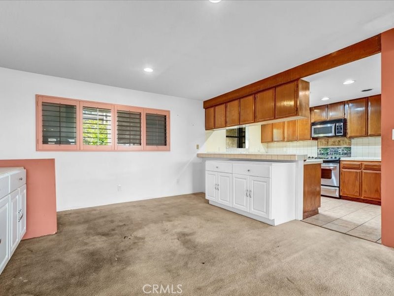 2298 Rose 302 Property Photo 11