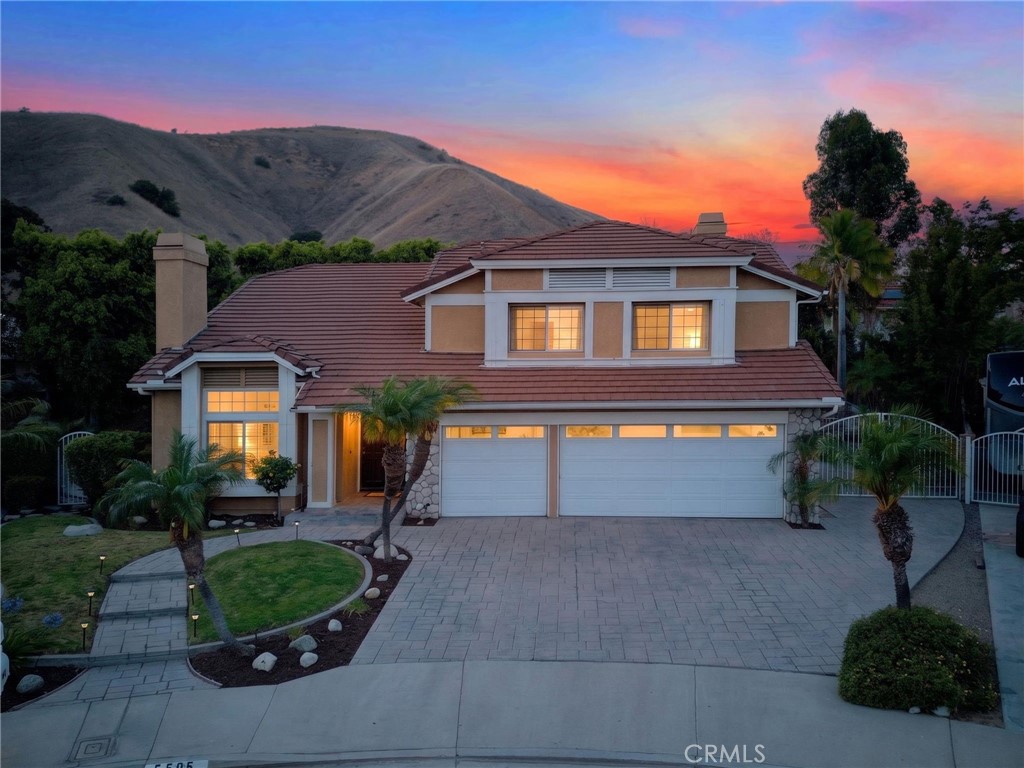 5505 Feather Grass Lane Property Photo 3