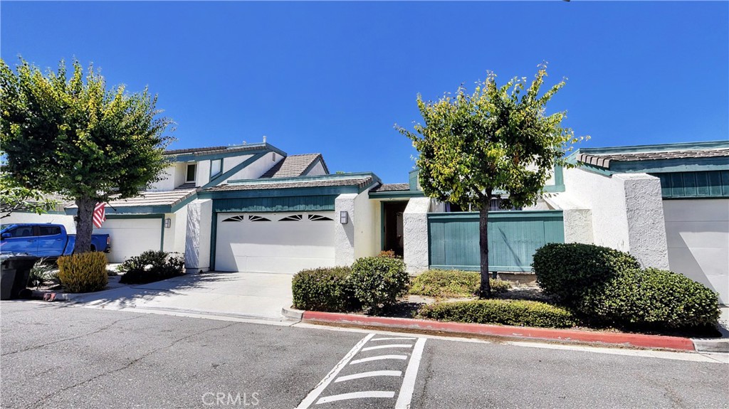 6949 Danvers Property Photo 1