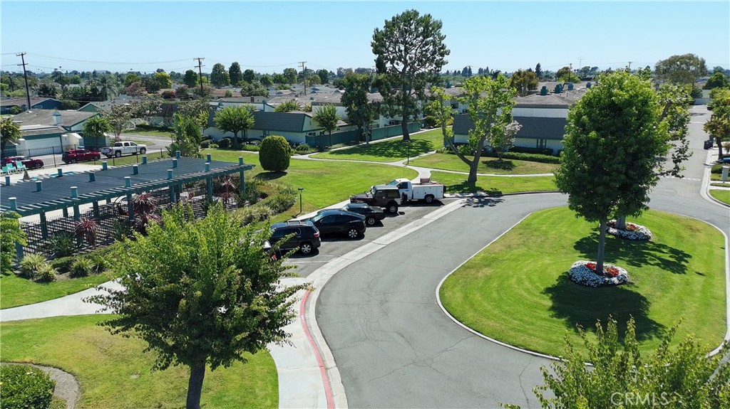 6949 Danvers Property Photo 3
