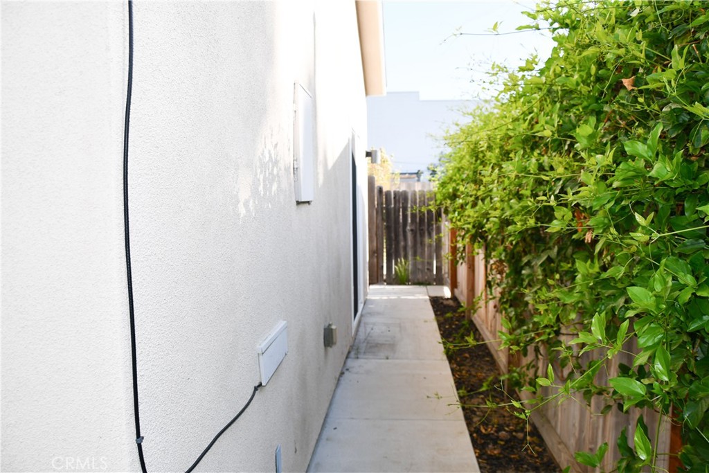 132 S Lime Property Photo 5
