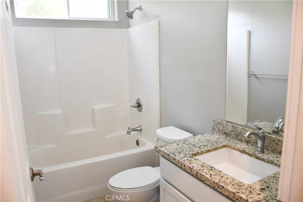 132 S Lime Property Photo 16