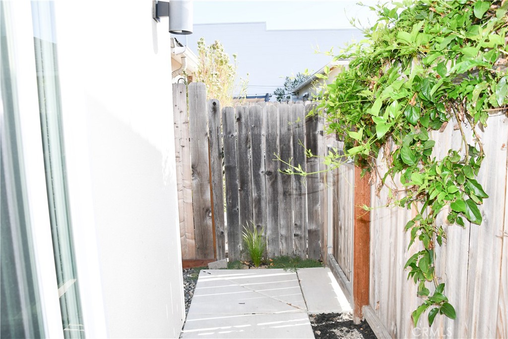 132 S Lime Property Photo 28