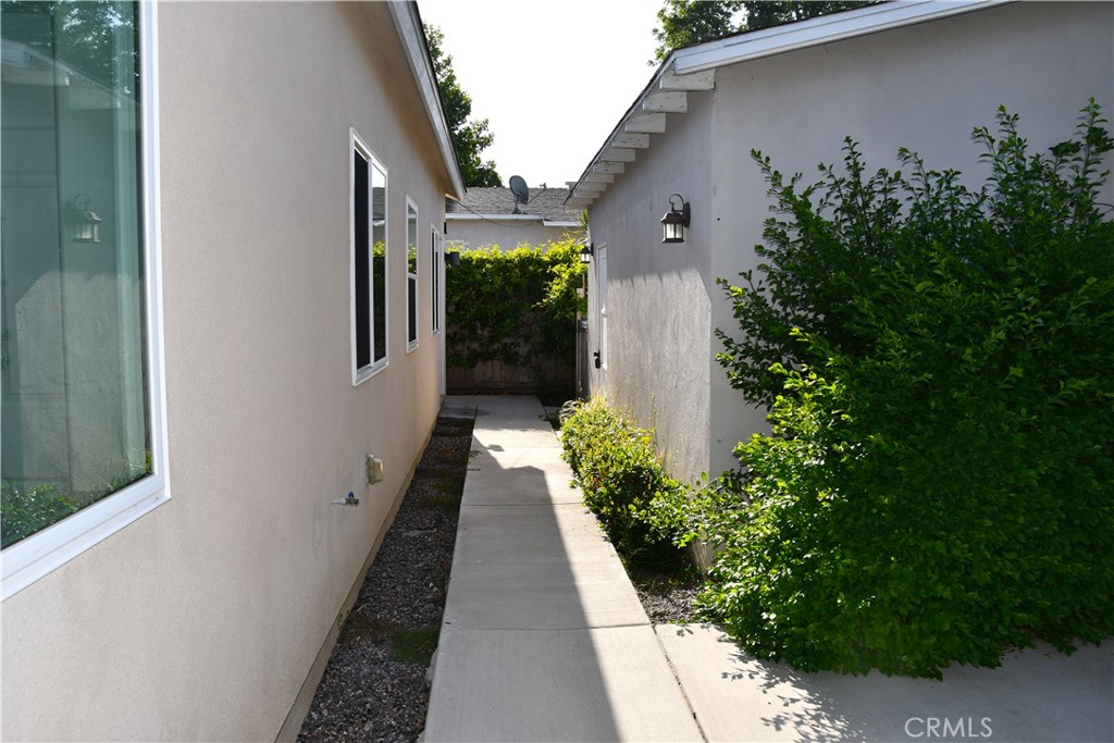 132 S Lime Property Photo 35
