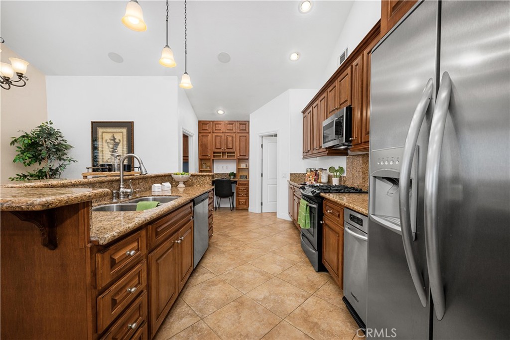 3702 Petaluma Property Photo 6