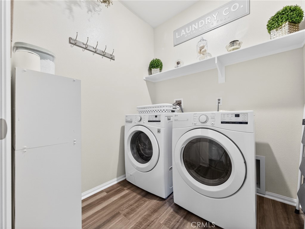 24255 Insignia Property Photo 47