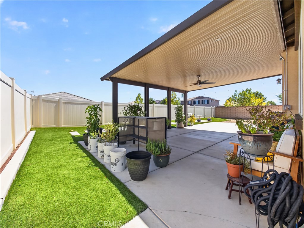 24255 Insignia Property Photo 48