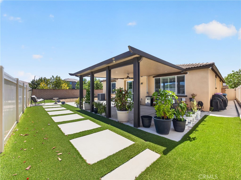 24255 Insignia Property Photo 49