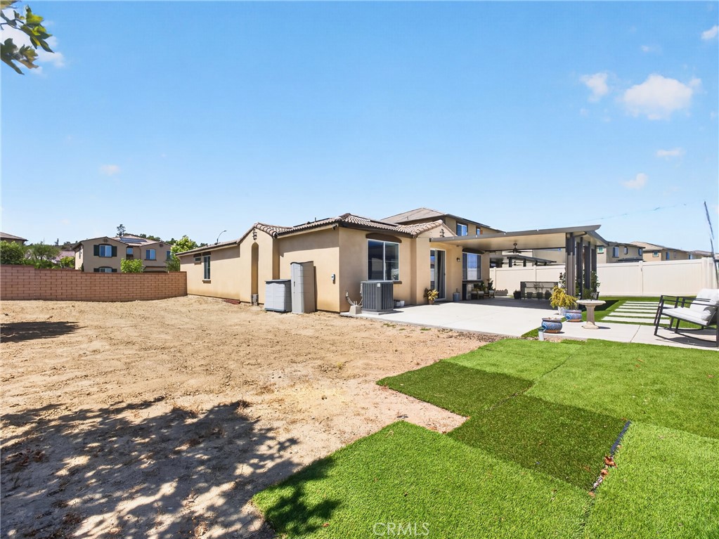 24255 Insignia Property Photo 52