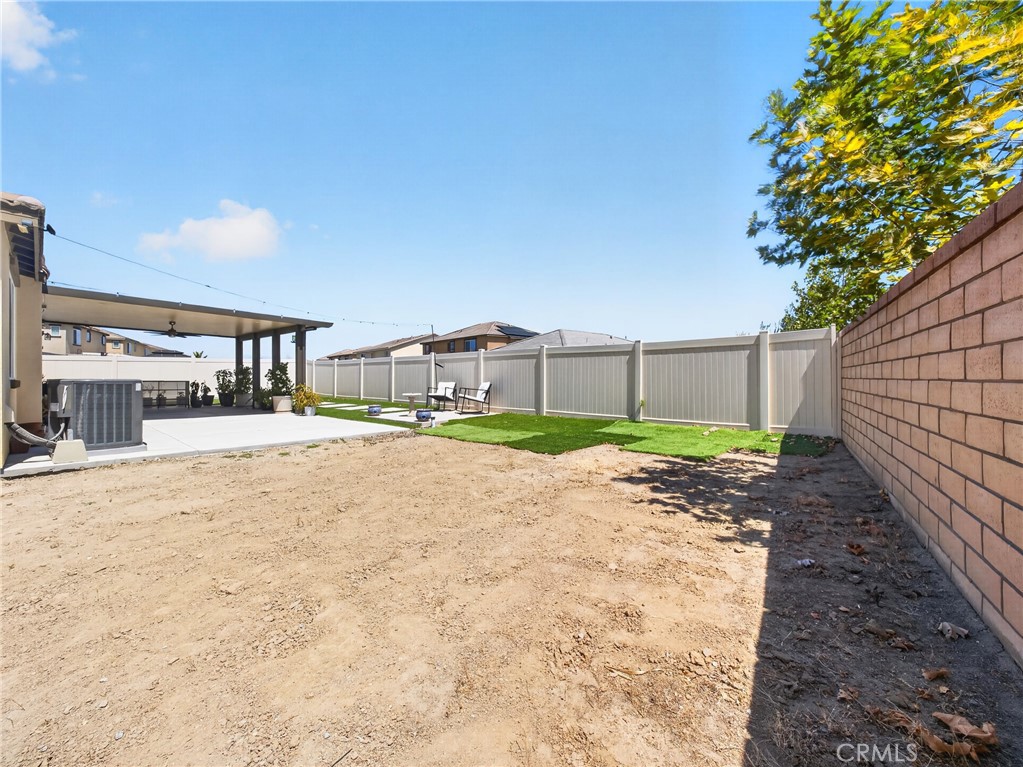 24255 Insignia Property Photo 53