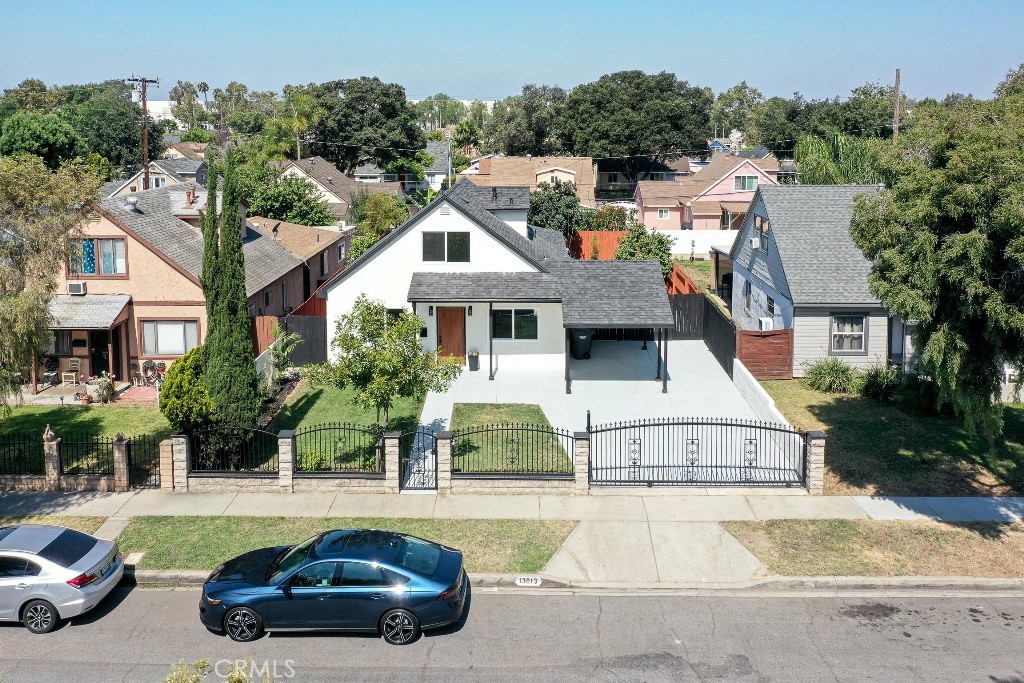 13013 Woodridge Property Photo 1