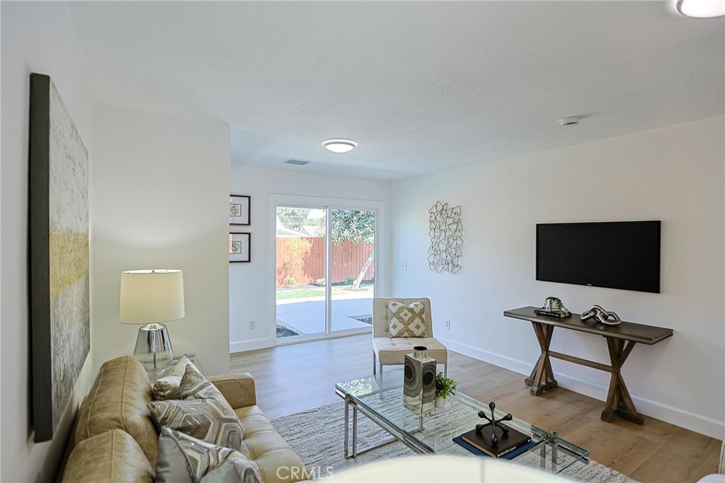 13013 Woodridge Property Photo 9