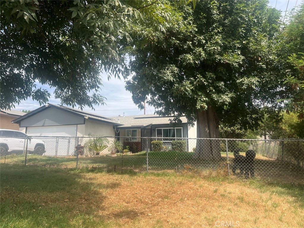 19236 Stroh Avenue Property Photo 1