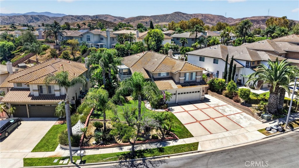 6119 Park Crest Property Photo 4