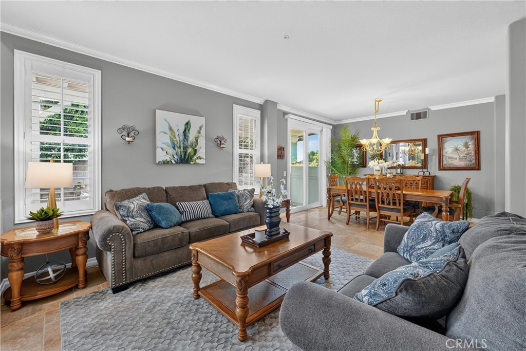 6119 Park Crest Property Photo 11